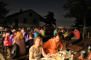 flabouri-pezopories-2017_07_08-pezoporiki_volta_night-0000-article