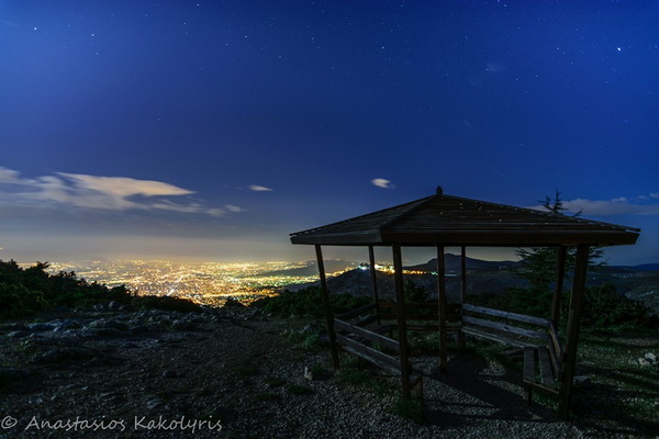 flabouri-pezopories-2017_09_09-pezoporiki_volta_night-0000-text